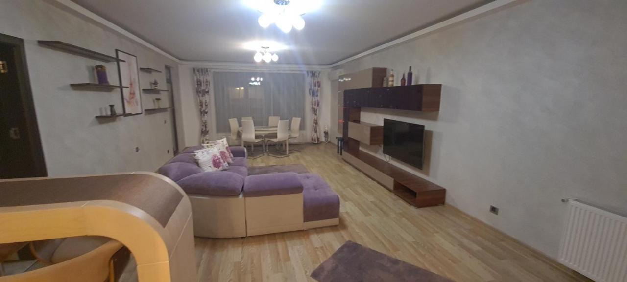 Premium Apartment Isaran Brasov Exterior photo